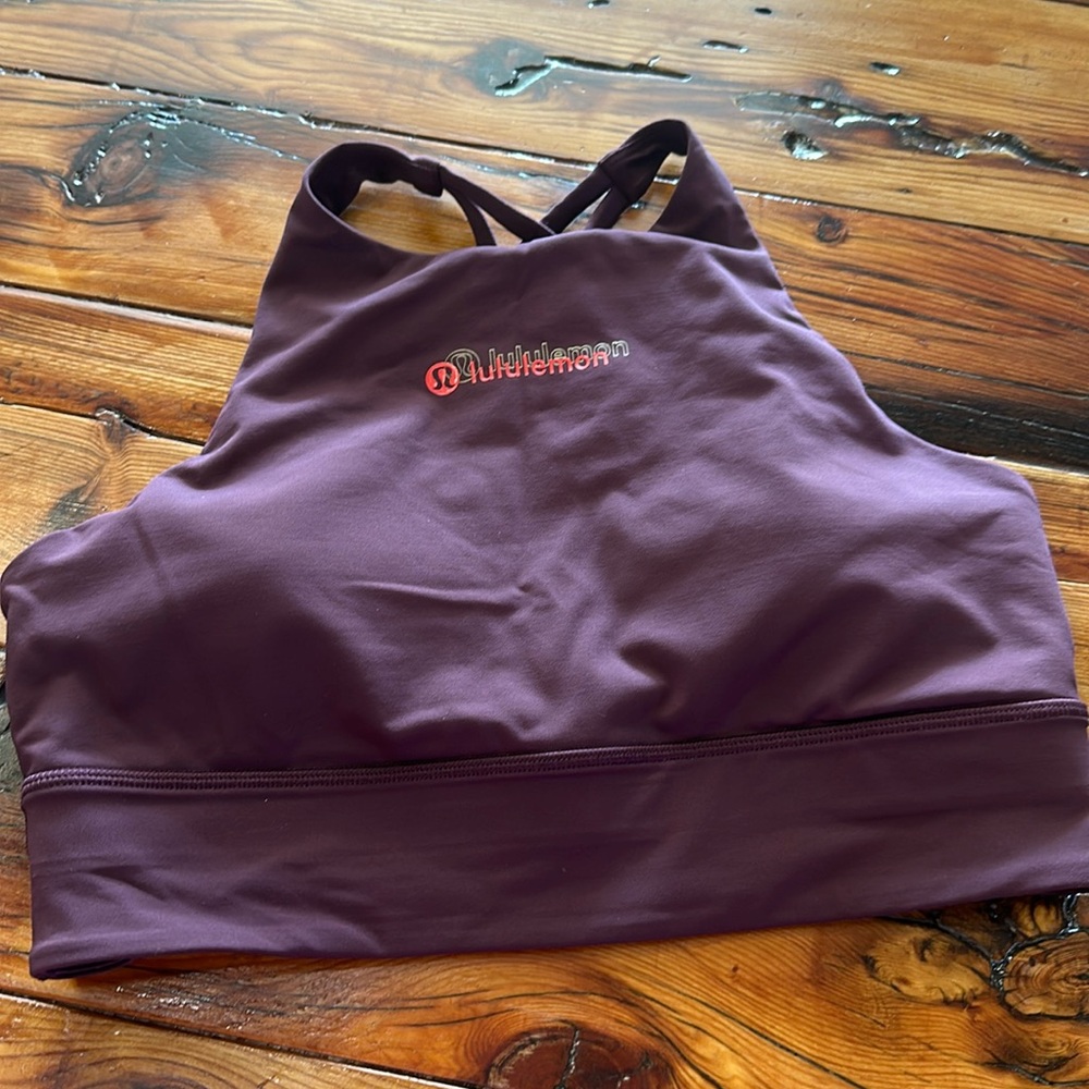 Lululemon high neck sports bra